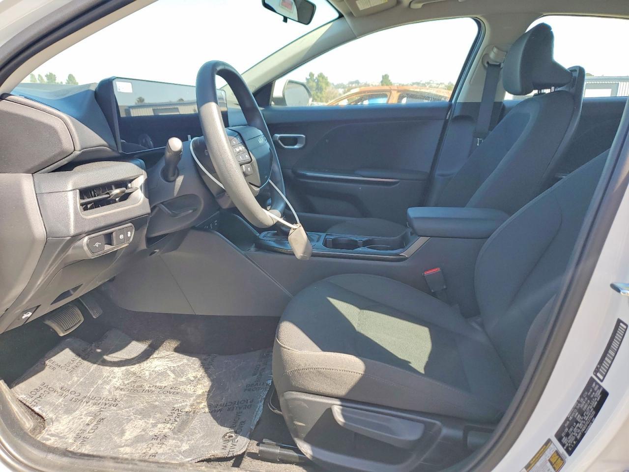 2026 Kia K4 Lxs - Image 7