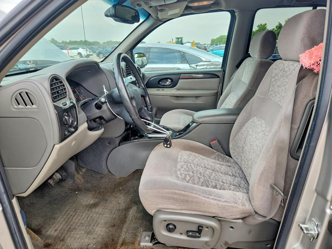 2004 GMC Envoy - Фото 7