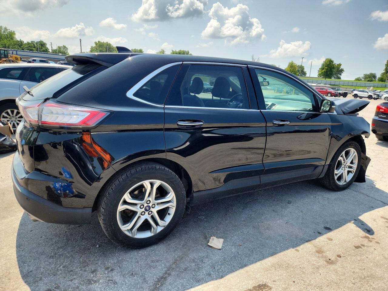 2018 Ford Edge Titanium - Фото 3