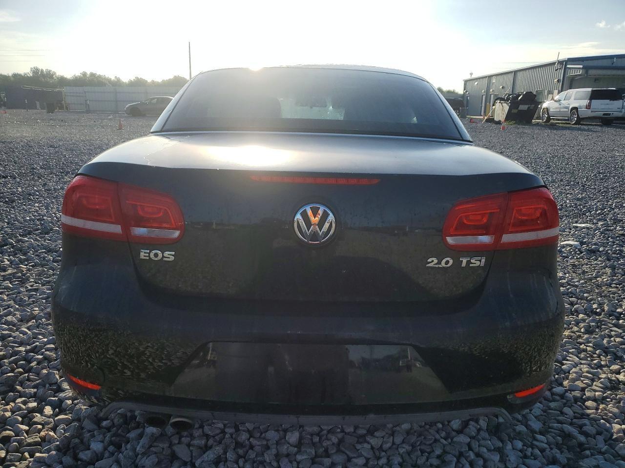 2013 Volkswagen Eos Komfort - Image 6