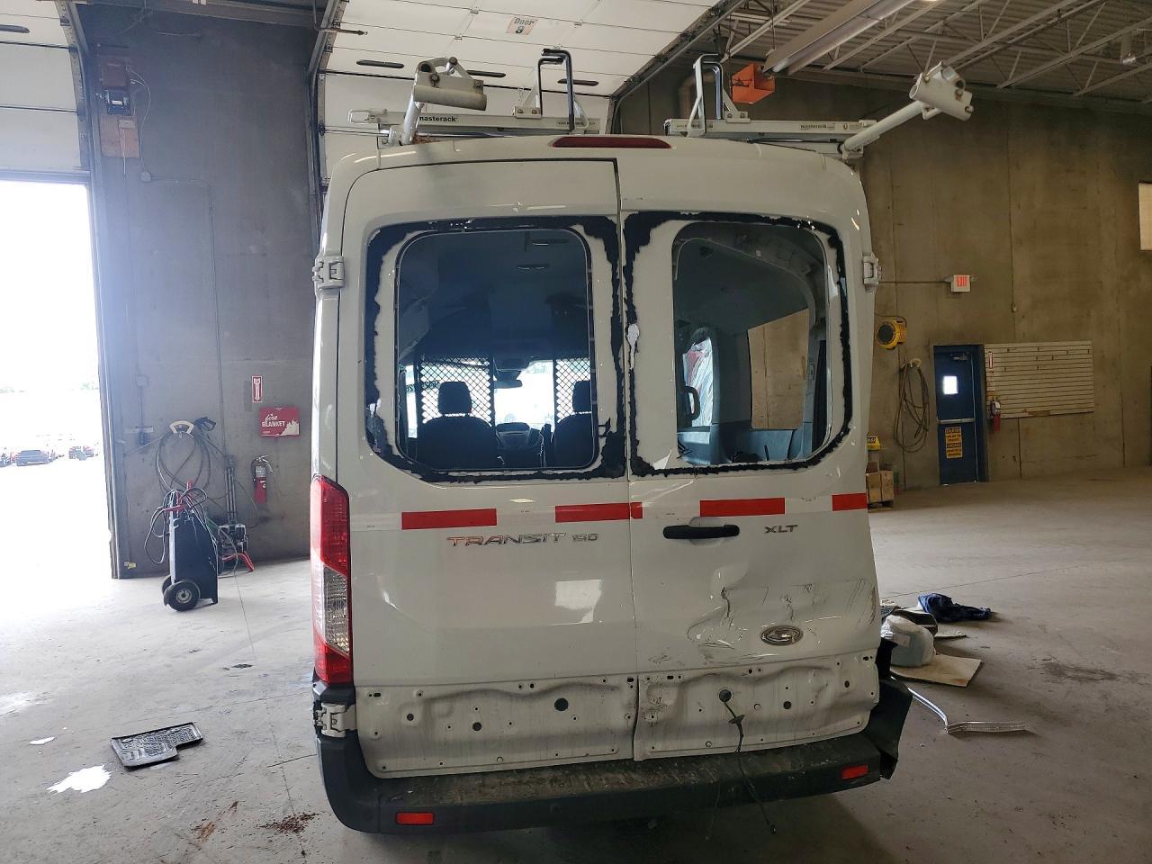 2015 Ford Transit T-150 Delivery Van - Фото 6