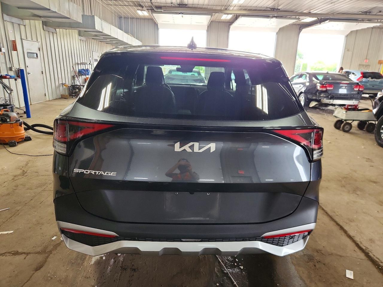 2024 Kia Sportage Ex - Image 6