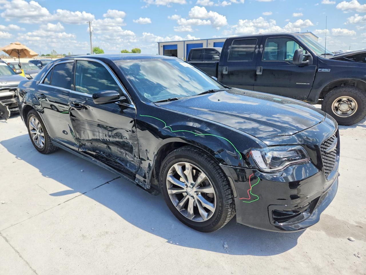 2015 Chrysler 300 Limited - Image 4
