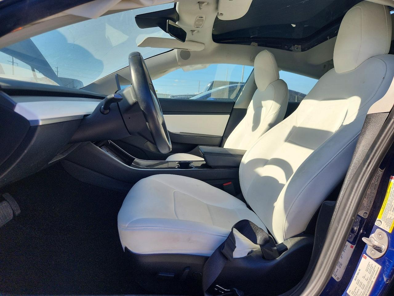 2018 Tesla Model 3 - Фото 7
