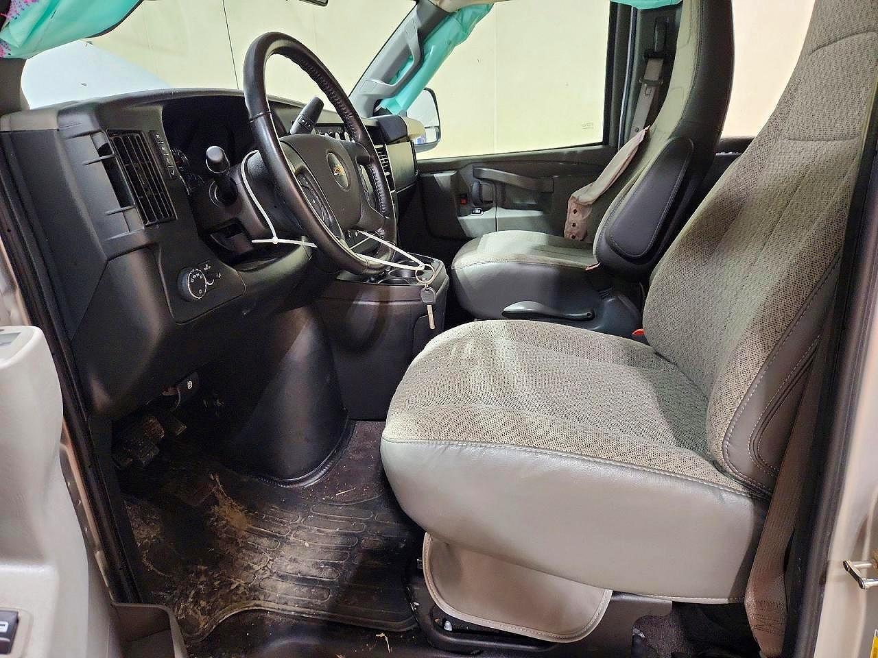 2023 Chevrolet Express G3500 Ls - Image 7