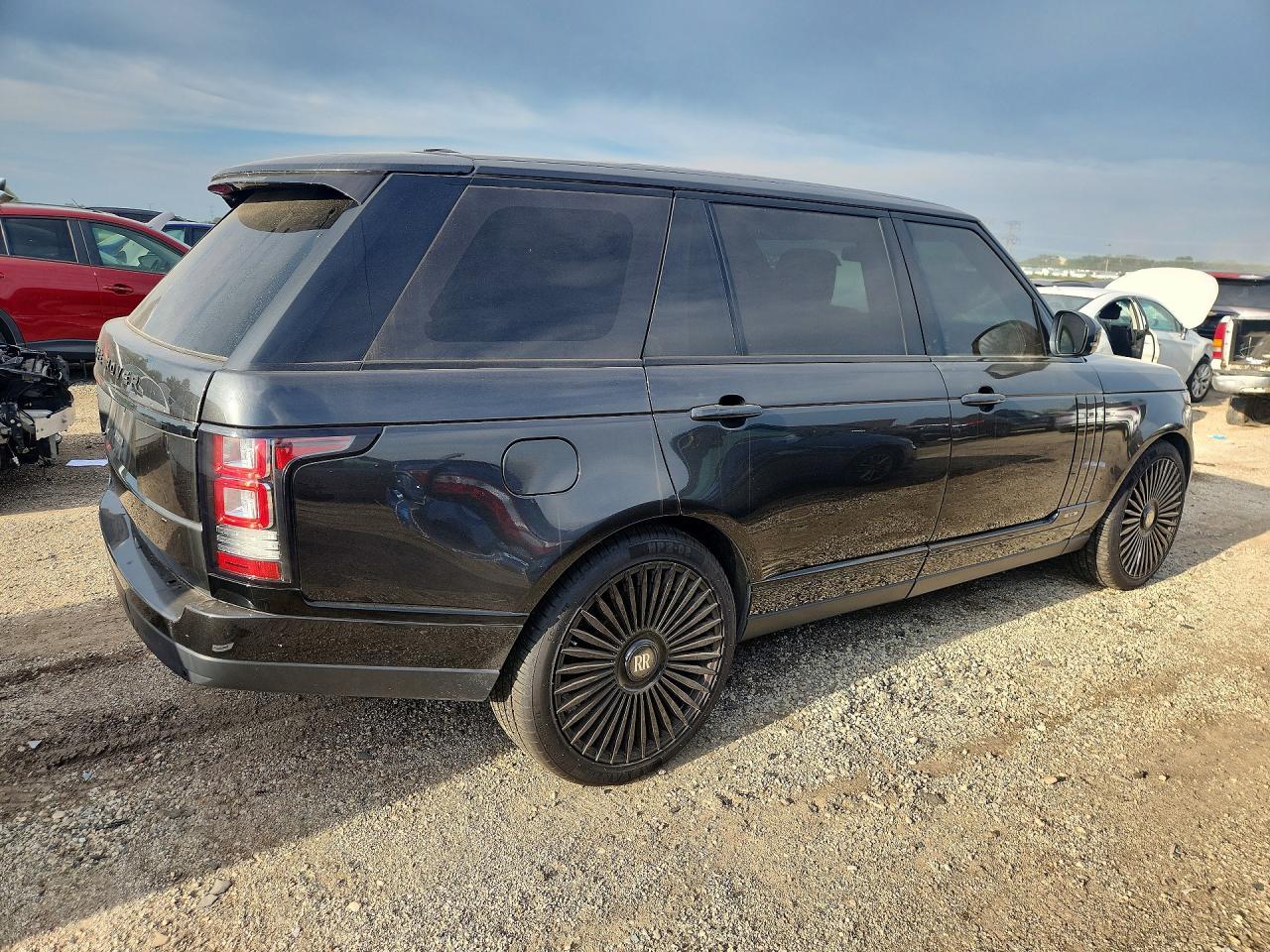 2014 Land Rover Range Rover Supercharged - Image 3