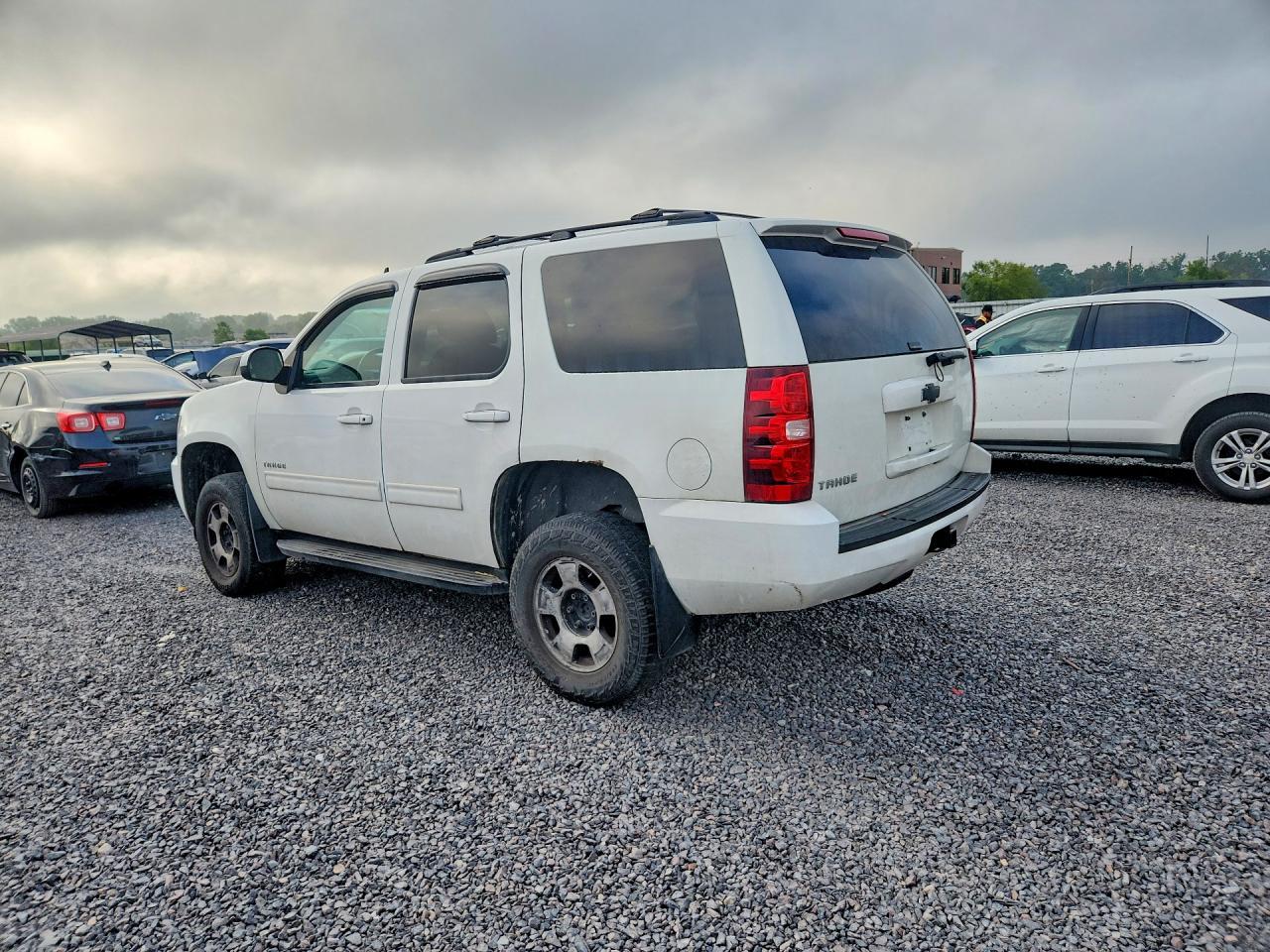 2013 Chevrolet Tahoe K1500 Ls - Фото 2