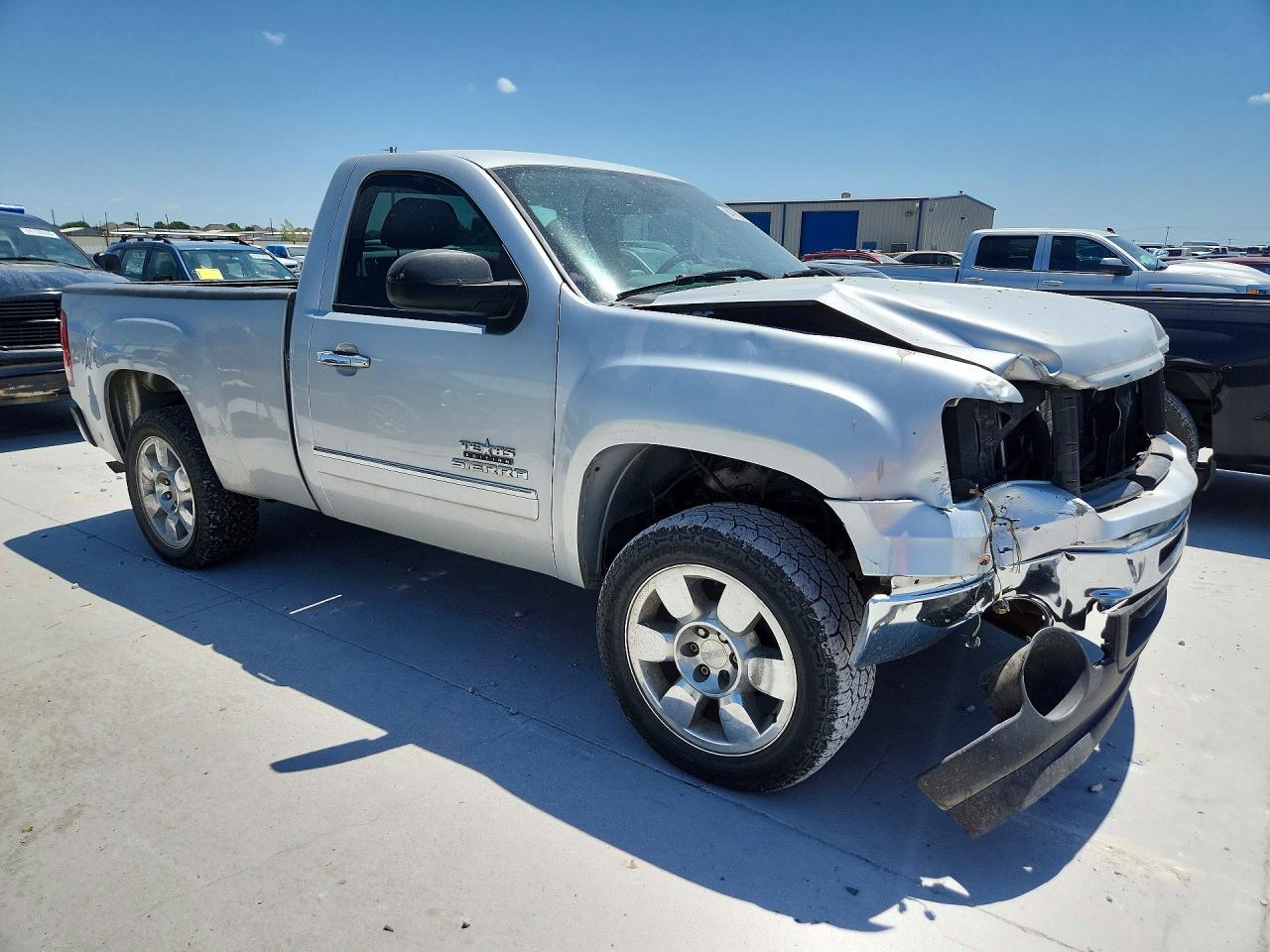 2013 GMC Sierra C1500 - Image 4