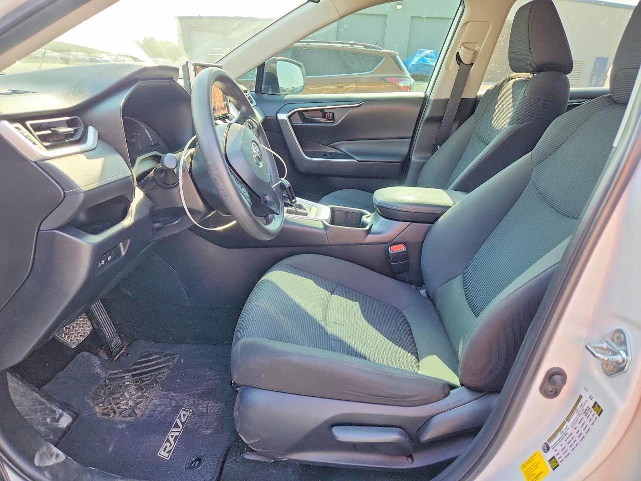 2024 Toyota Rav4 Le - Фото 7