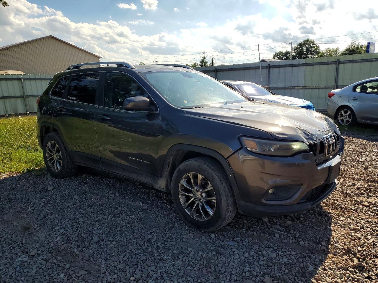 2019 Jeep Cherokee Latitude Plus - Фото 4