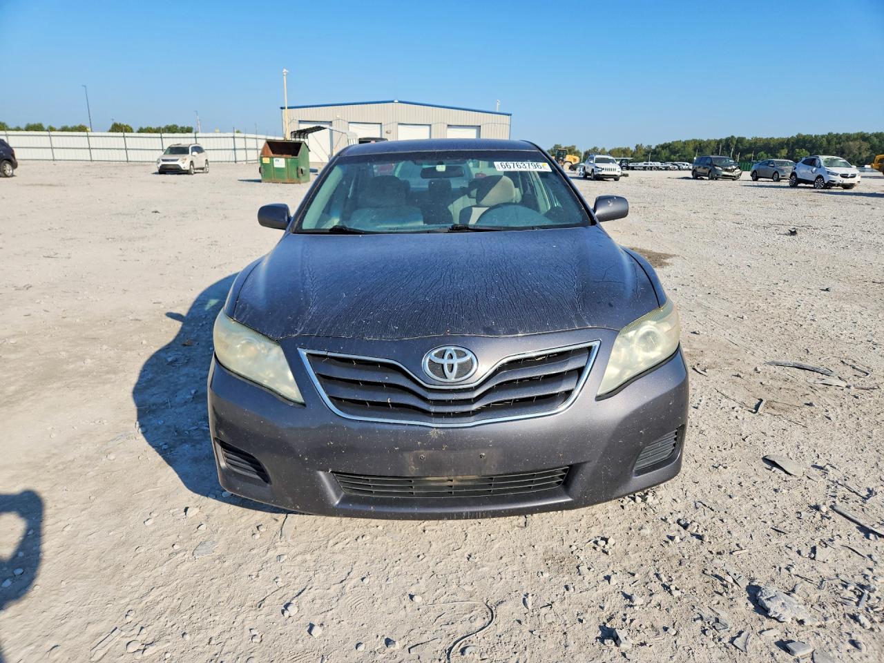 2011 Toyota Camry Le - Image 5