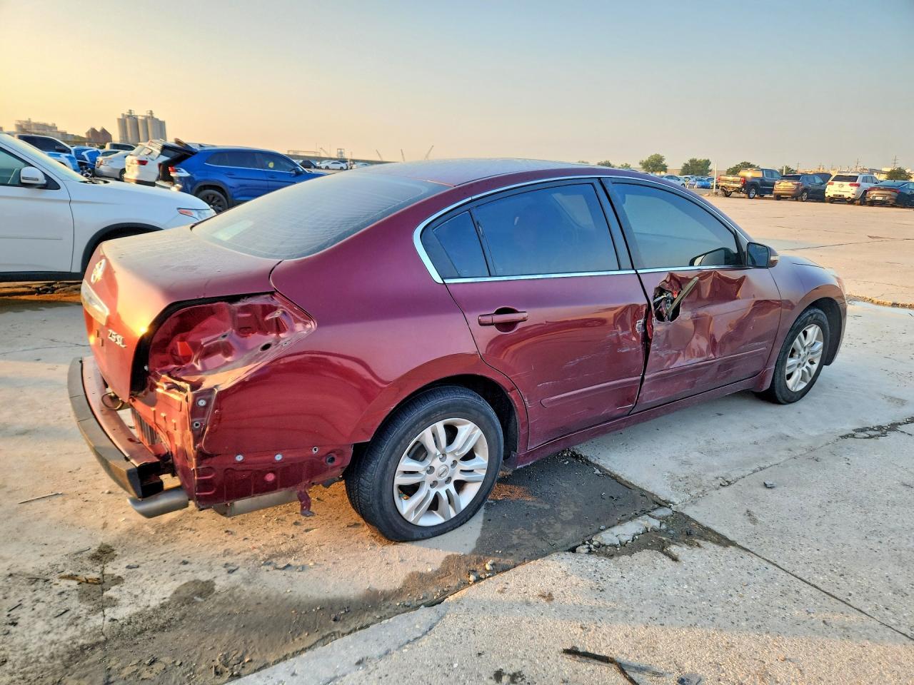2010 Nissan Altima 2.5 - Фото 3