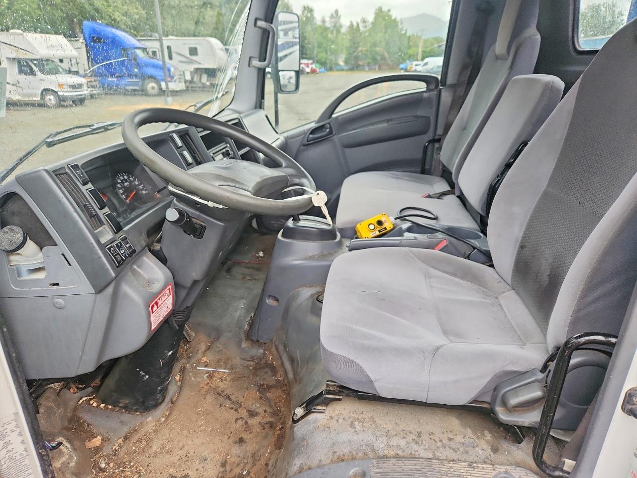 2018 Isuzu Npr Hd Dump Truck - Фото 7