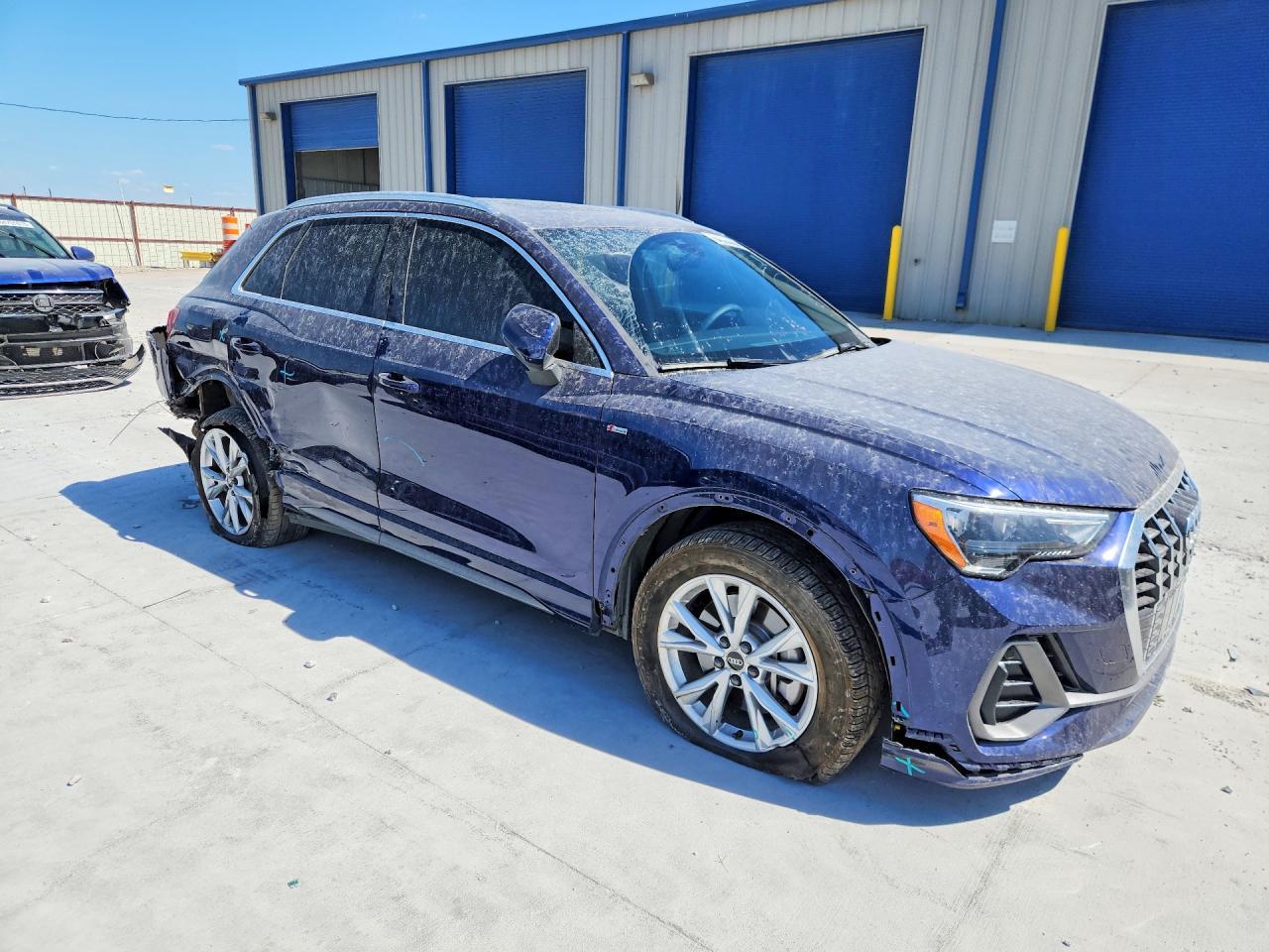 2022 Audi Q3 Premium S Line 45 - Фото 4