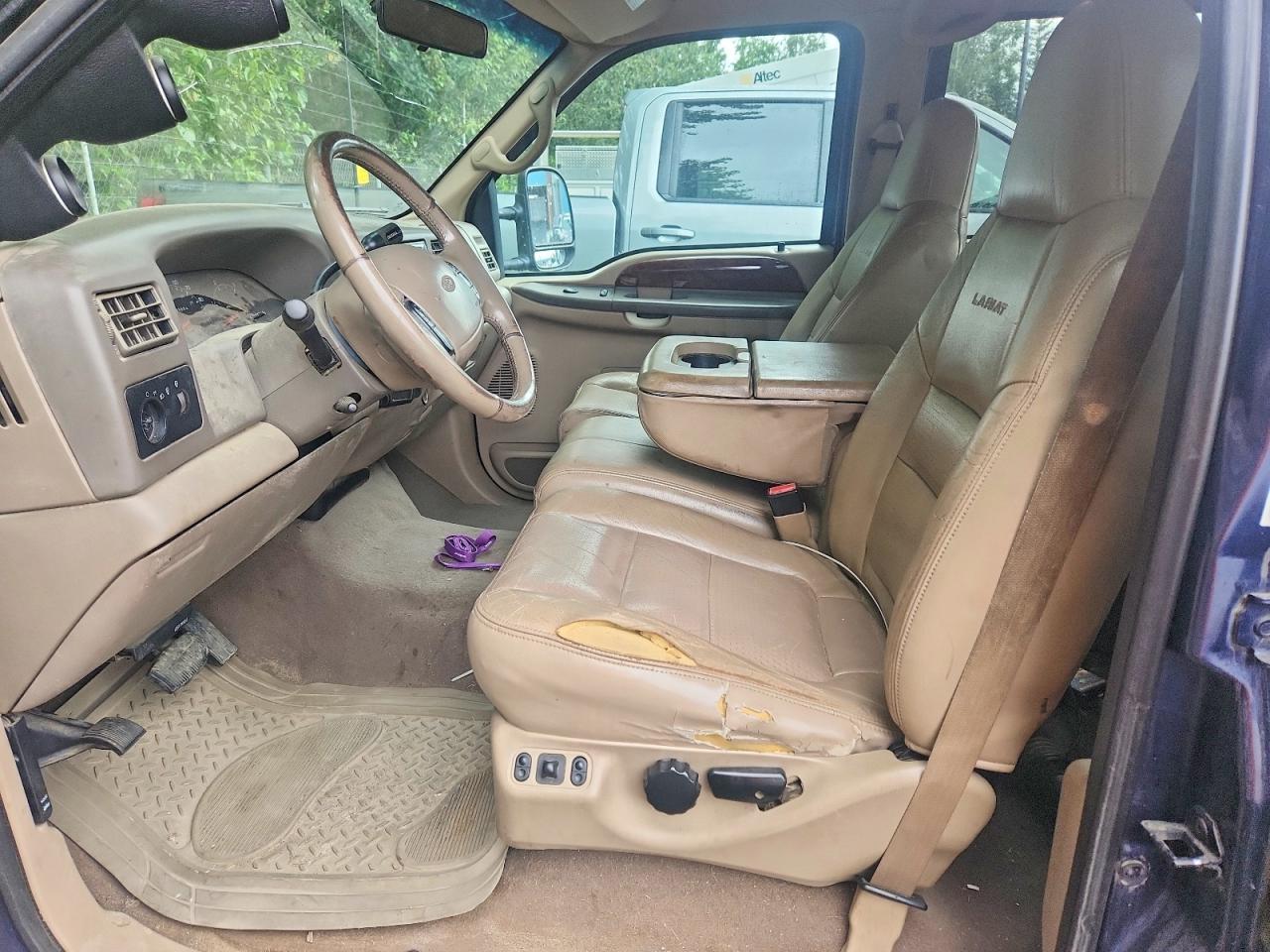2001 Ford F250 Super Duty - Image 7