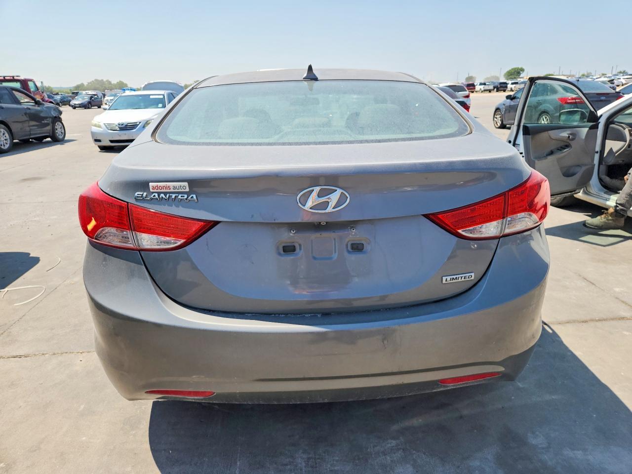 2013 Hyundai Elantra Limited - Image 6