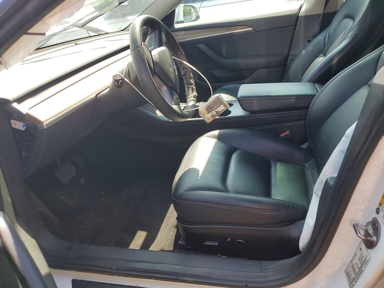 2023 Tesla Model 3 - Фото 7
