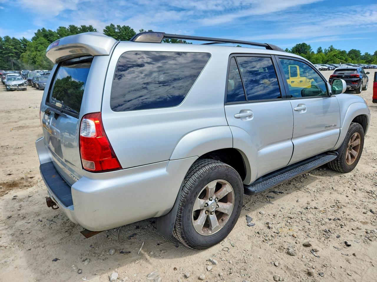 2006 Toyota 4Runner Limited - Image 3