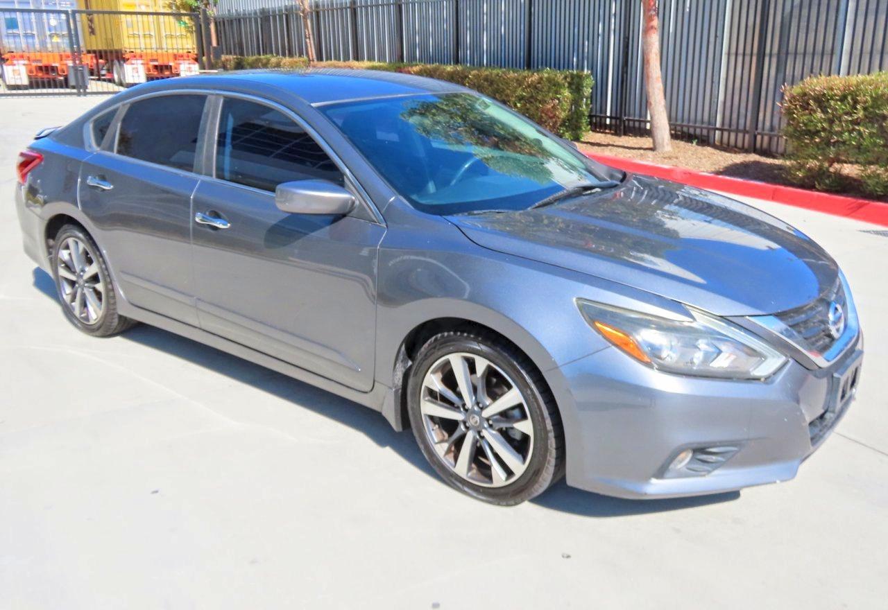 2017 Nissan Altima 2.5 Sr - Image 2