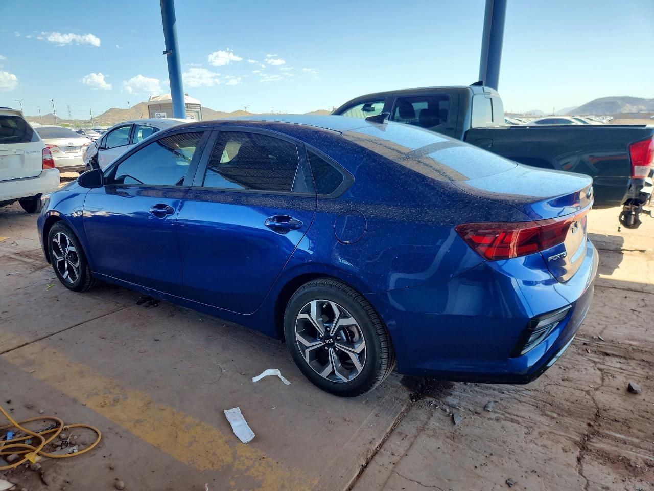 2020 Kia Forte Lxs - Фото 2