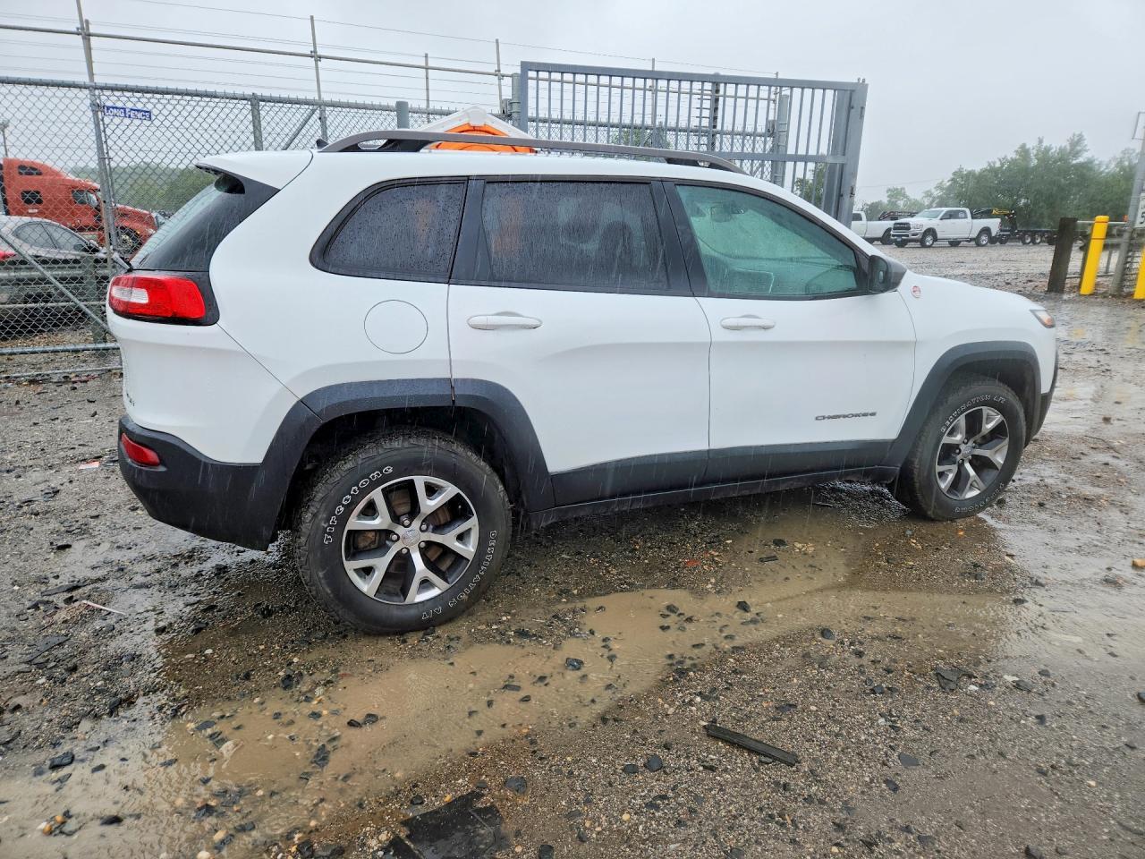2014 Jeep Cherokee Trailhawk - Фото 3
