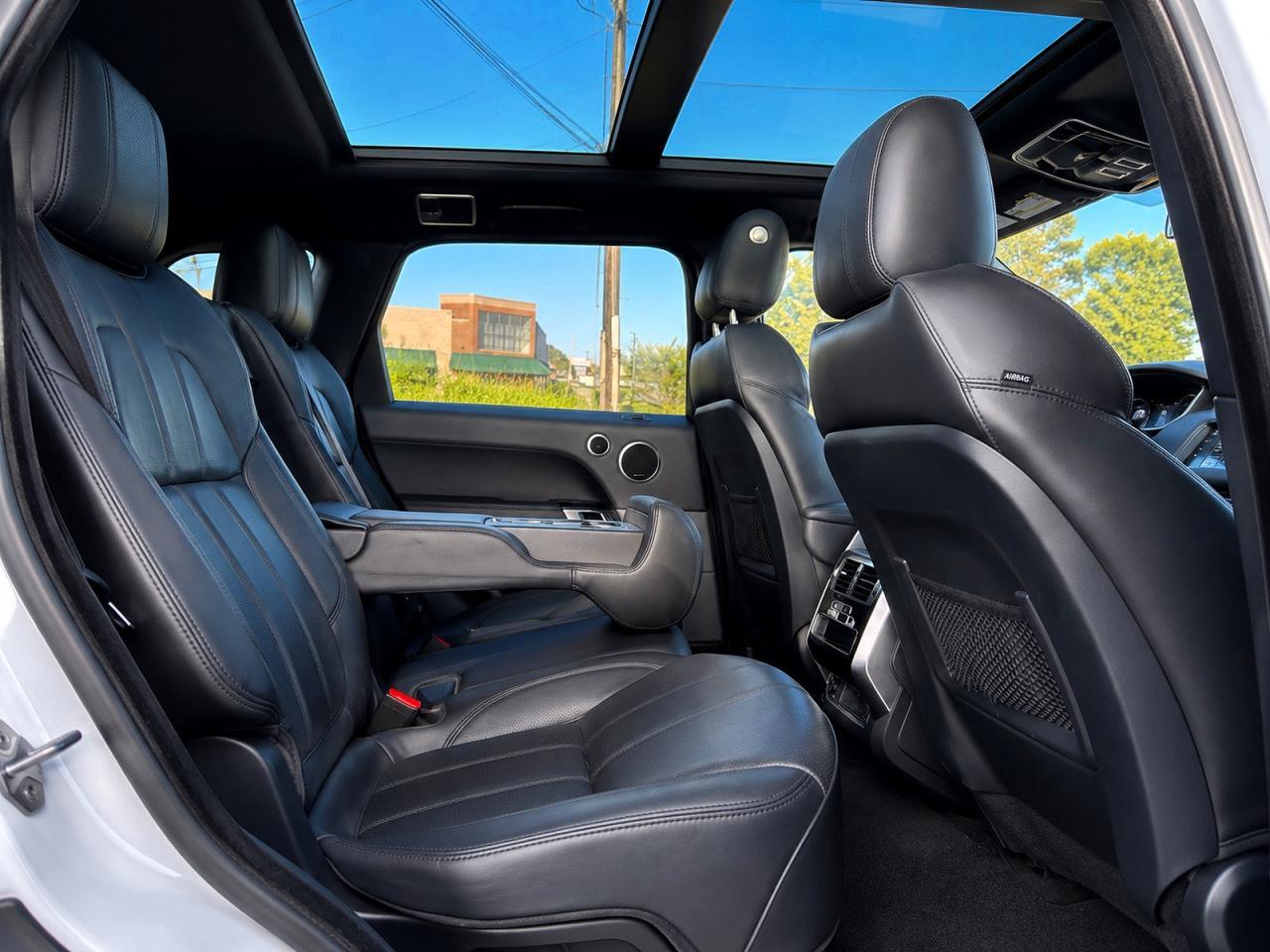 2015 Land Rover Range Rover Sport Hse - Image 6