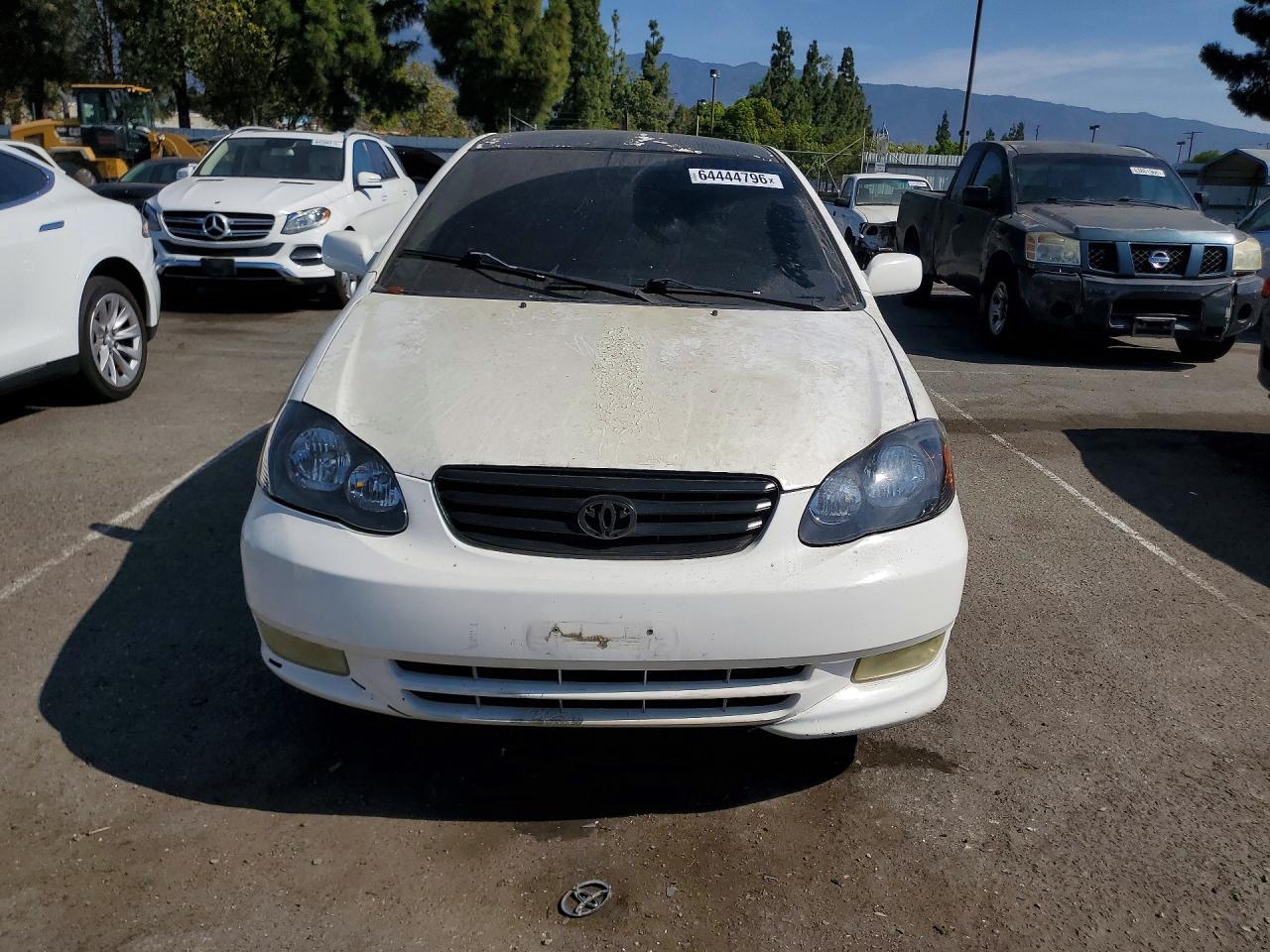2004 Toyota Corolla S - Image 5