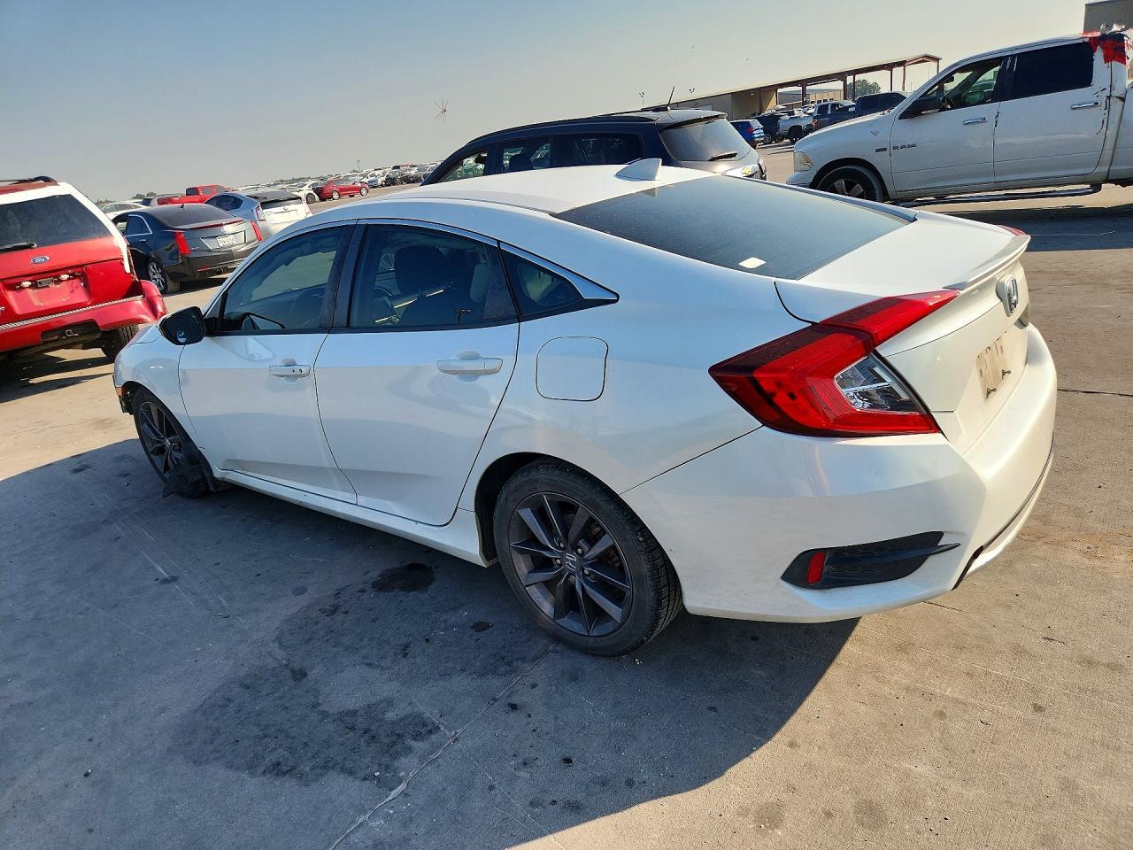 2019 Honda Civic Ex - Image 2