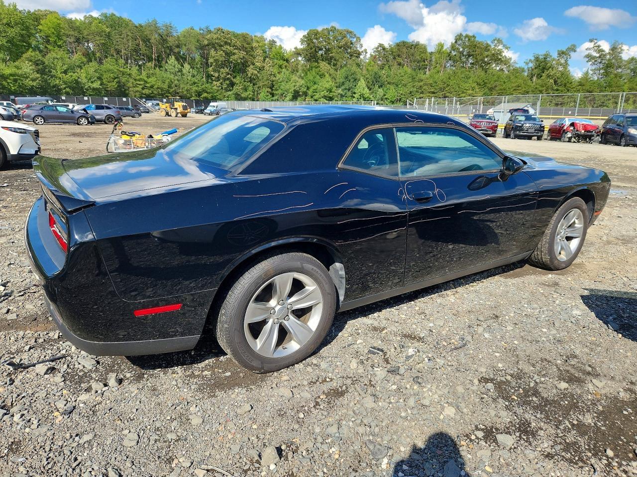 2020 Dodge Challenger Sxt - Image 3