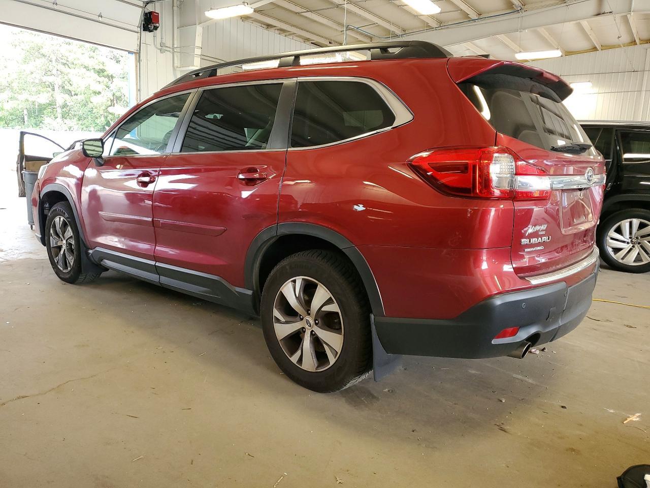 2022 Subaru Ascent Premium - Фото 2