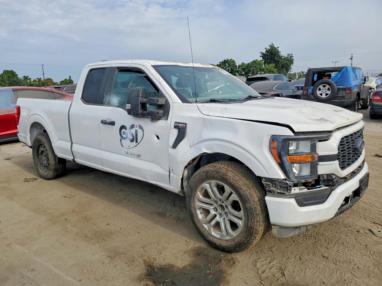 2021 Ford F150 Super Cab - Фото 4