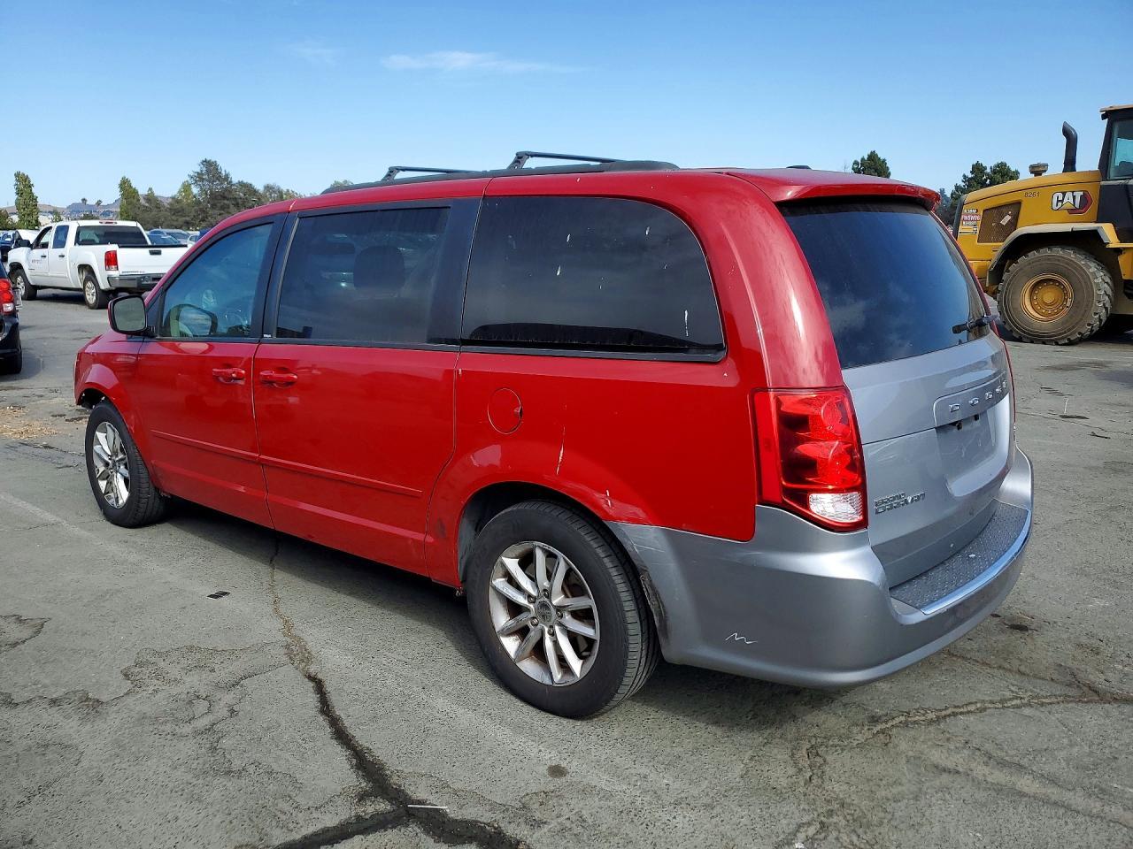 2014 Dodge Grand Caravan Sxt - Image 2