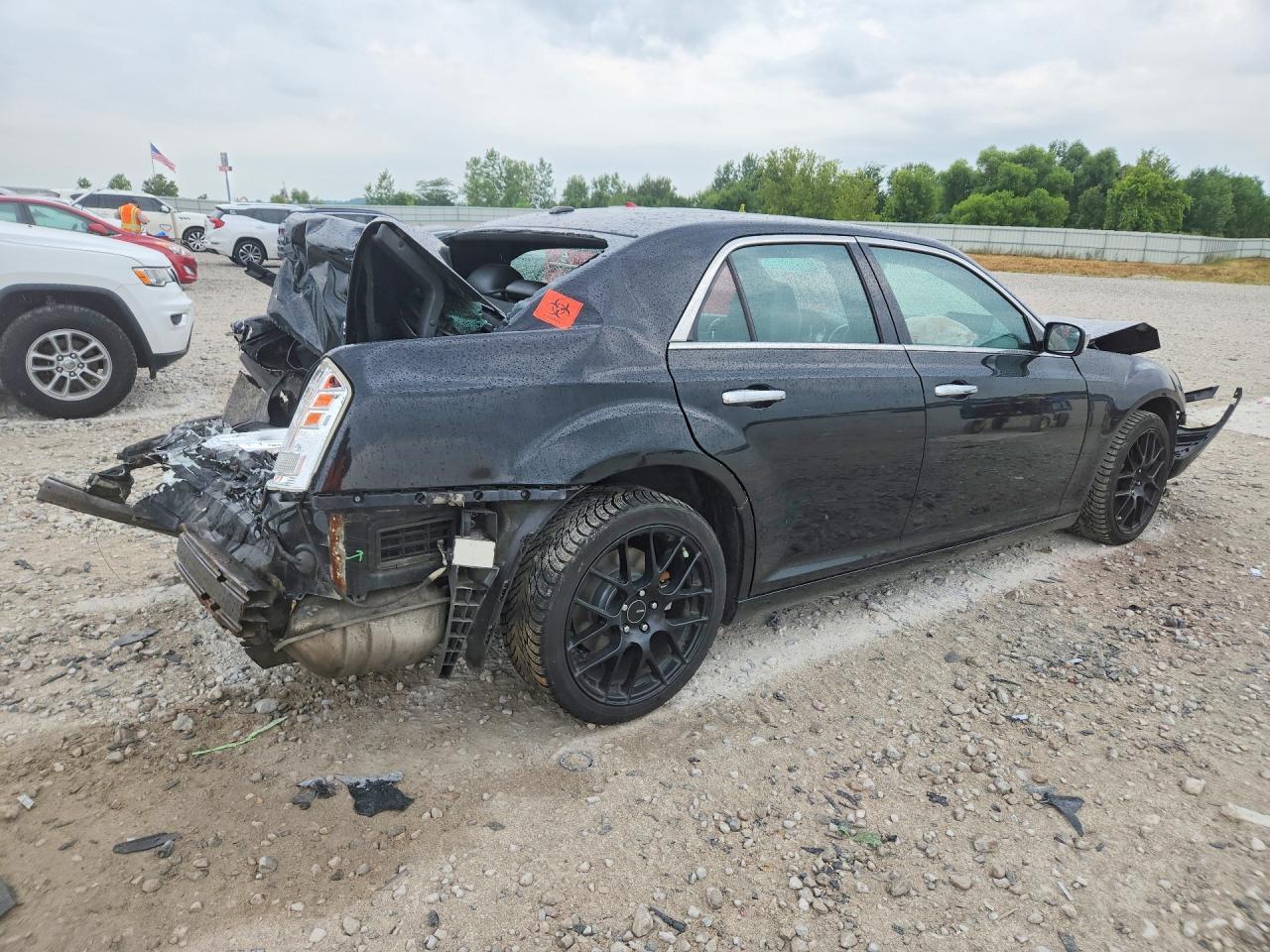 2012 Chrysler 300C - Image 3