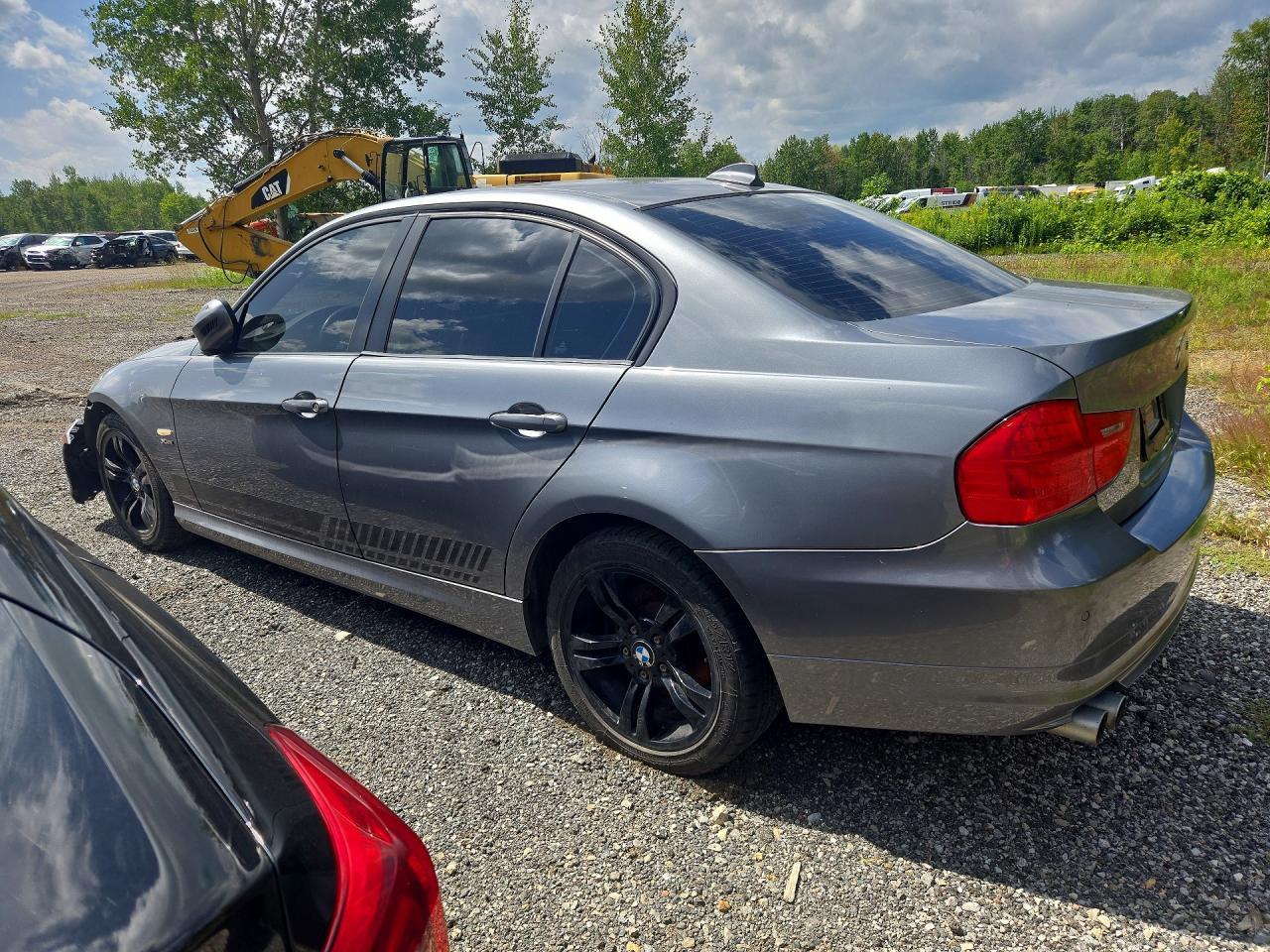 2011 BMW 328 Xi - Фото 2