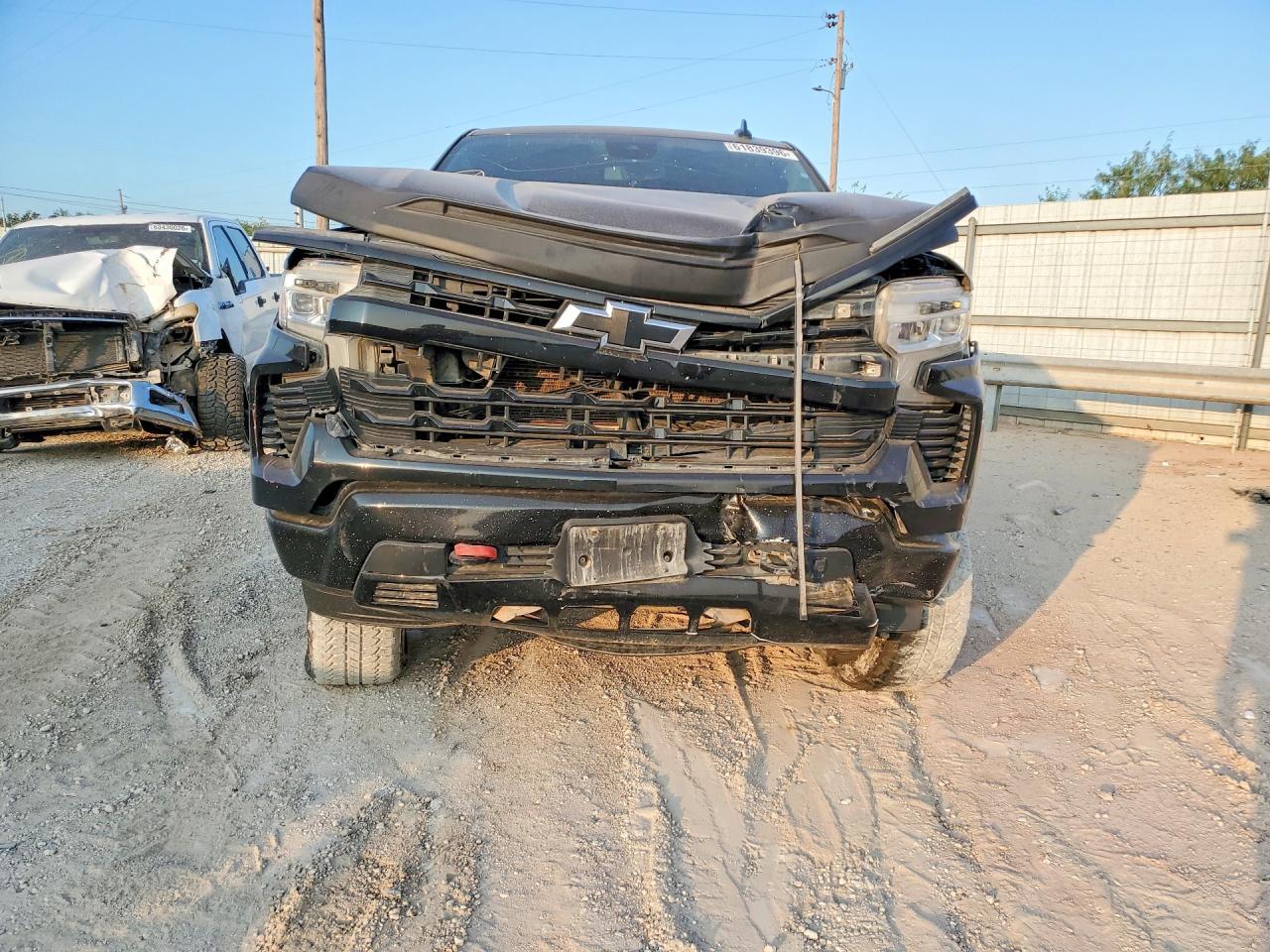 2022 Chevrolet Silverado K1500 Rst - Image 5