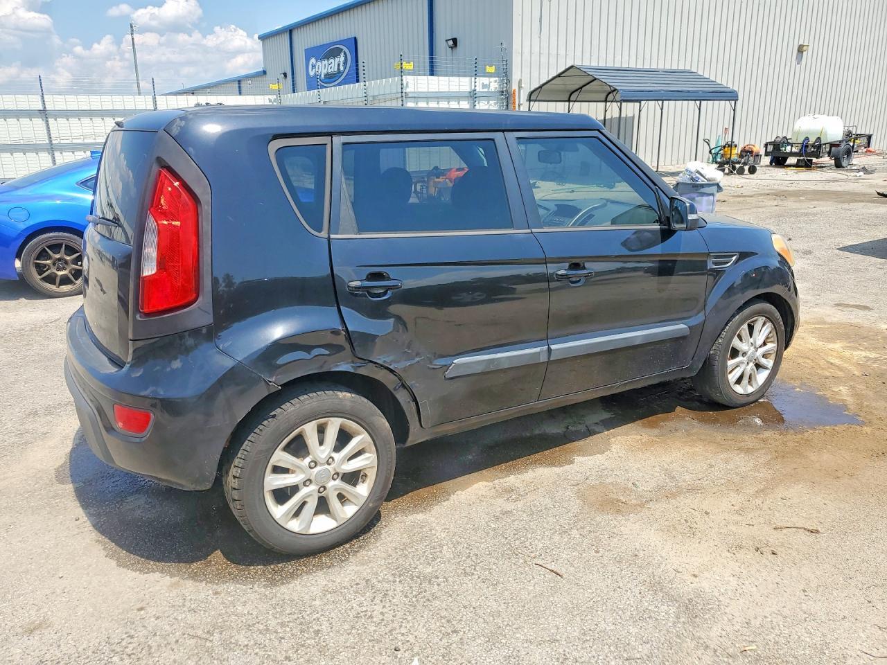 2013 Kia Soul + - Фото 3