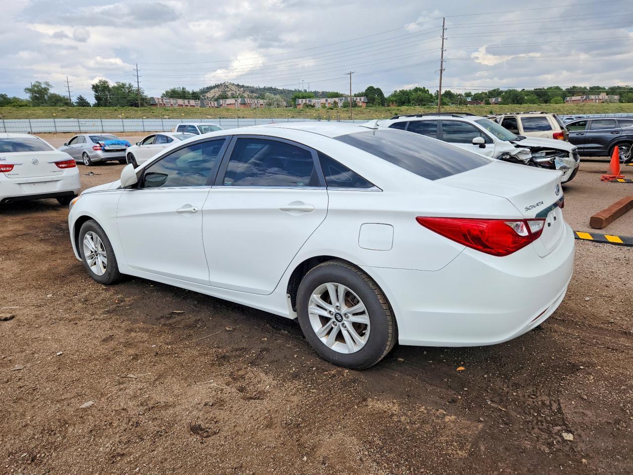 2013 Hyundai Sonata Gls - Фото 2