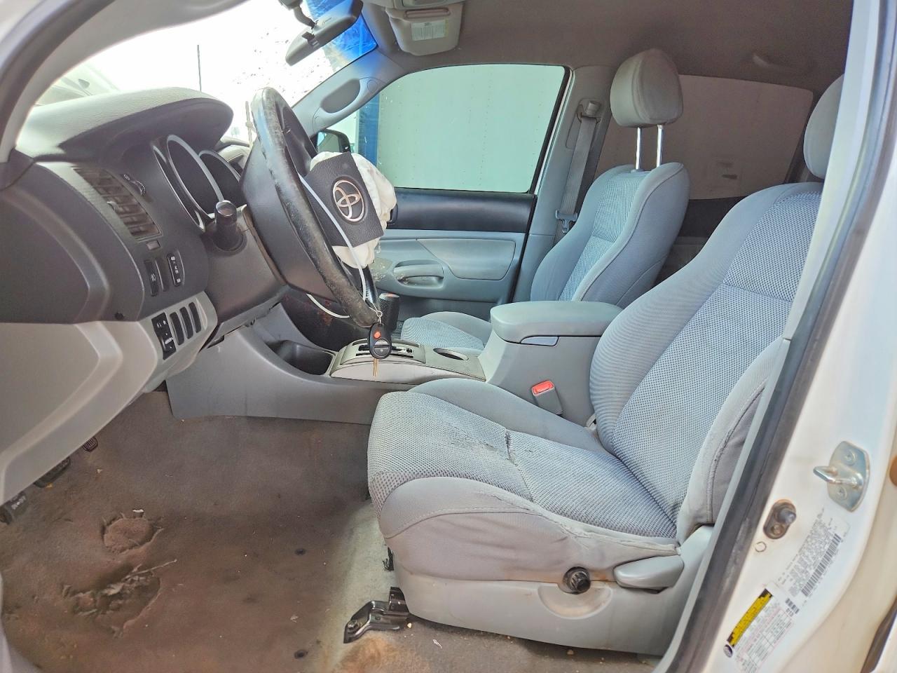 2006 Toyota Tacoma V6 - Image 7