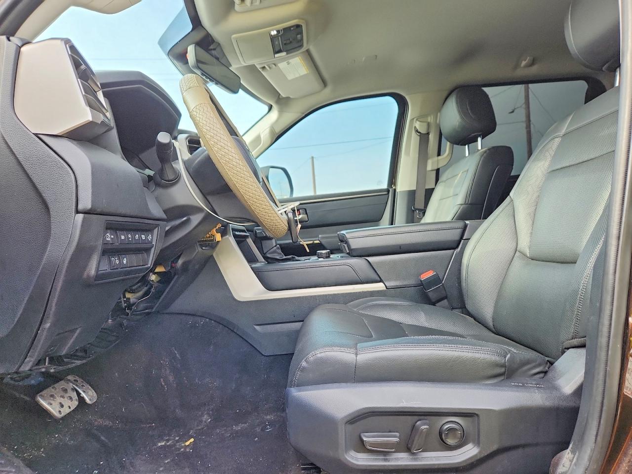 2022 Toyota Tundra Crewmax Limited - Image 7
