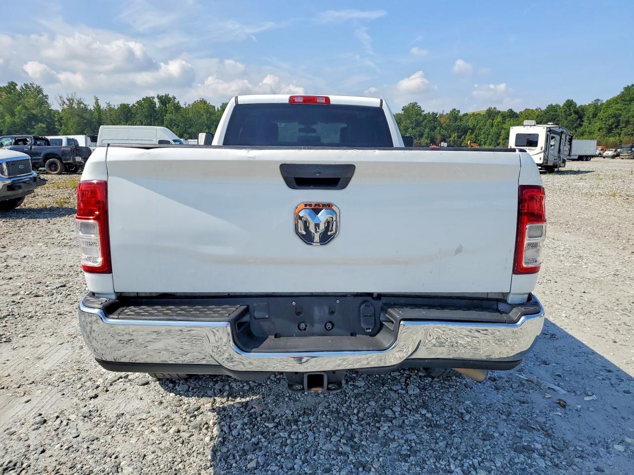 2019 Ram 2500 Tradesman - Image 6