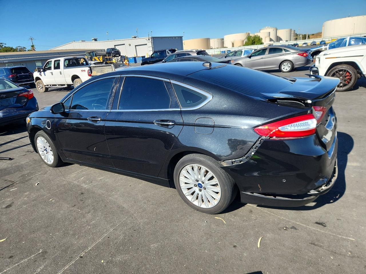 2013 Ford Fusion Titanium Phev - Фото 2