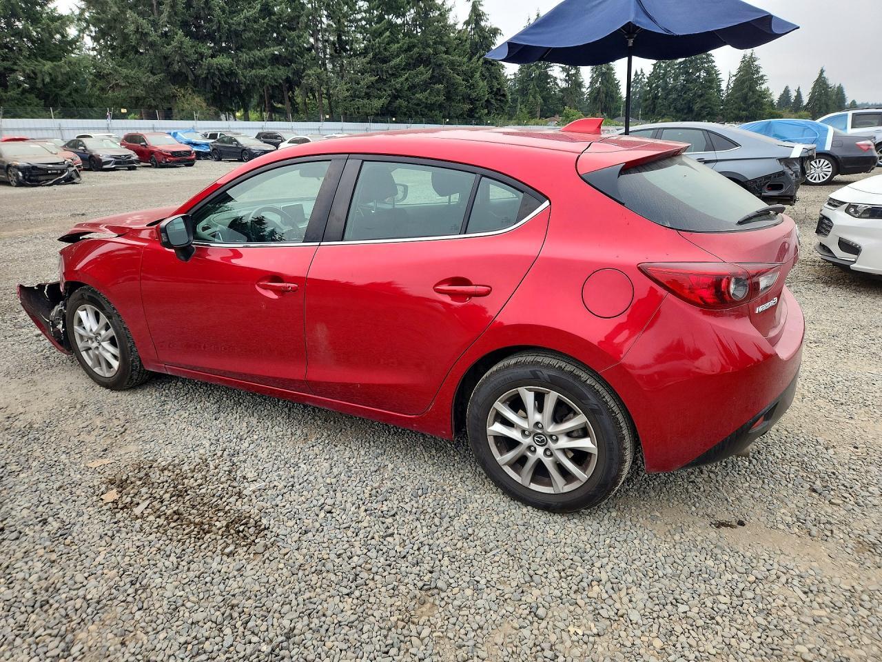 2014 Mazda 3 Touring - Image 2