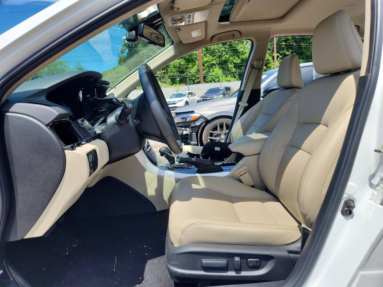 2017 Honda Accord Touring - Image 7