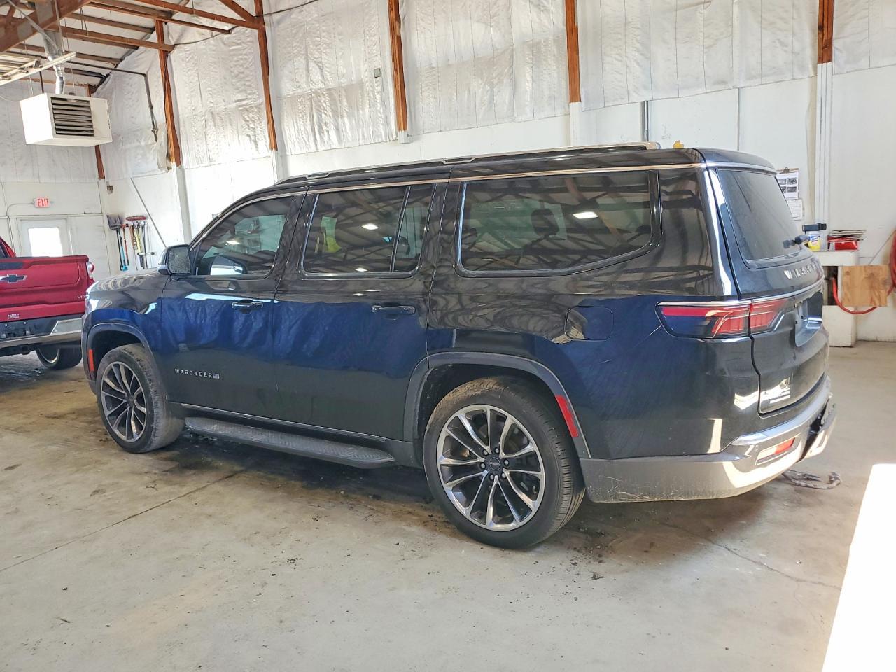 2022 Jeep Wagoneer Series Ii - Image 2