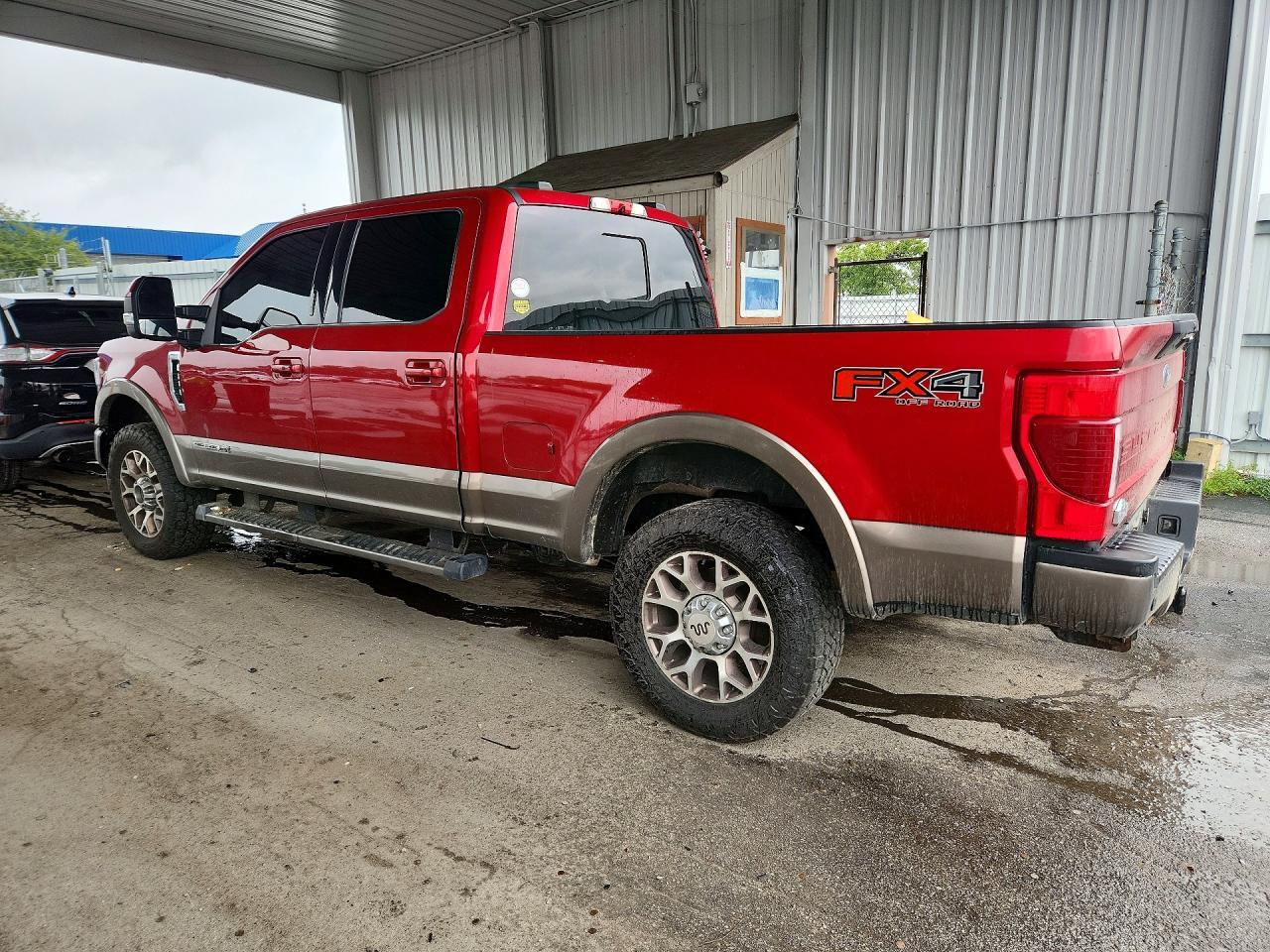 2022 Ford F250 Super Duty - Фото 2