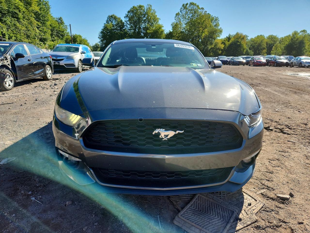 2016 Ford Mustang Ecoboost - Фото 5