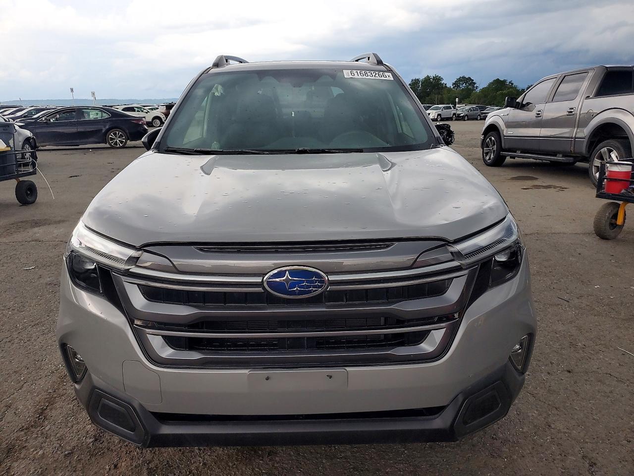 2025 Subaru Forester Limited - Image 5