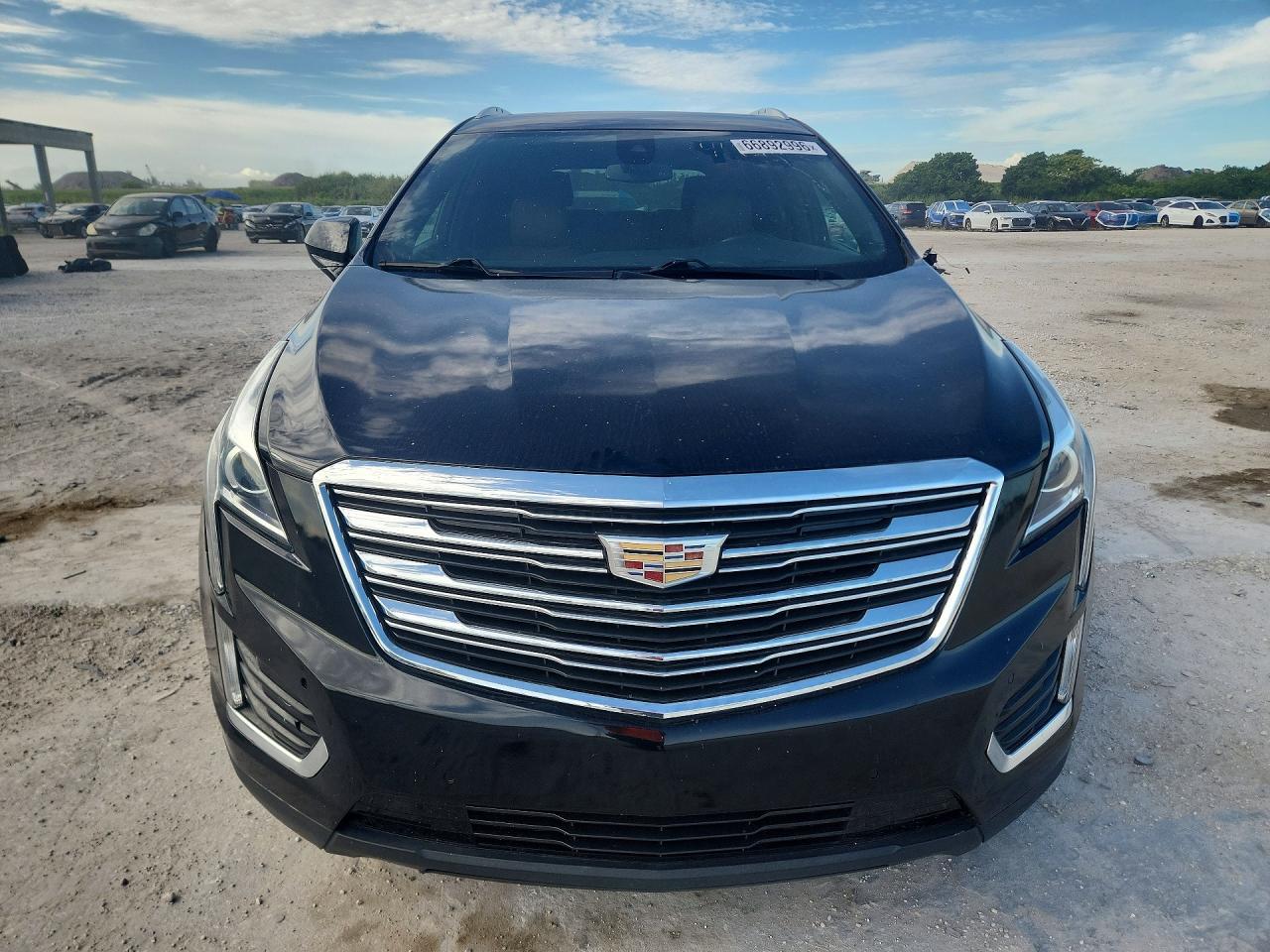 2019 Cadillac Xt5 Luxury - Image 5