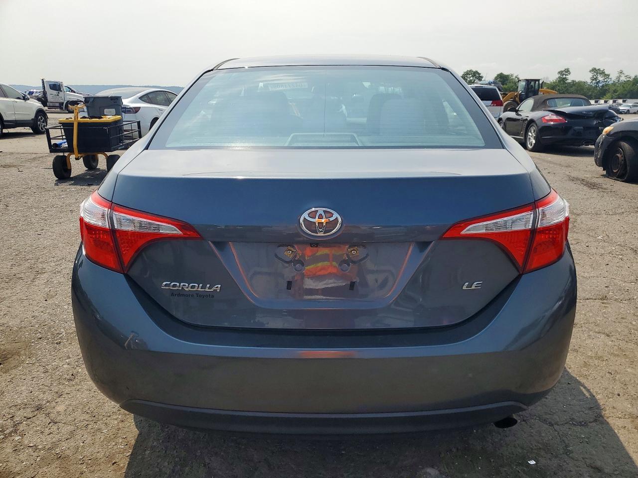 2014 Toyota Corolla Le - Фото 6