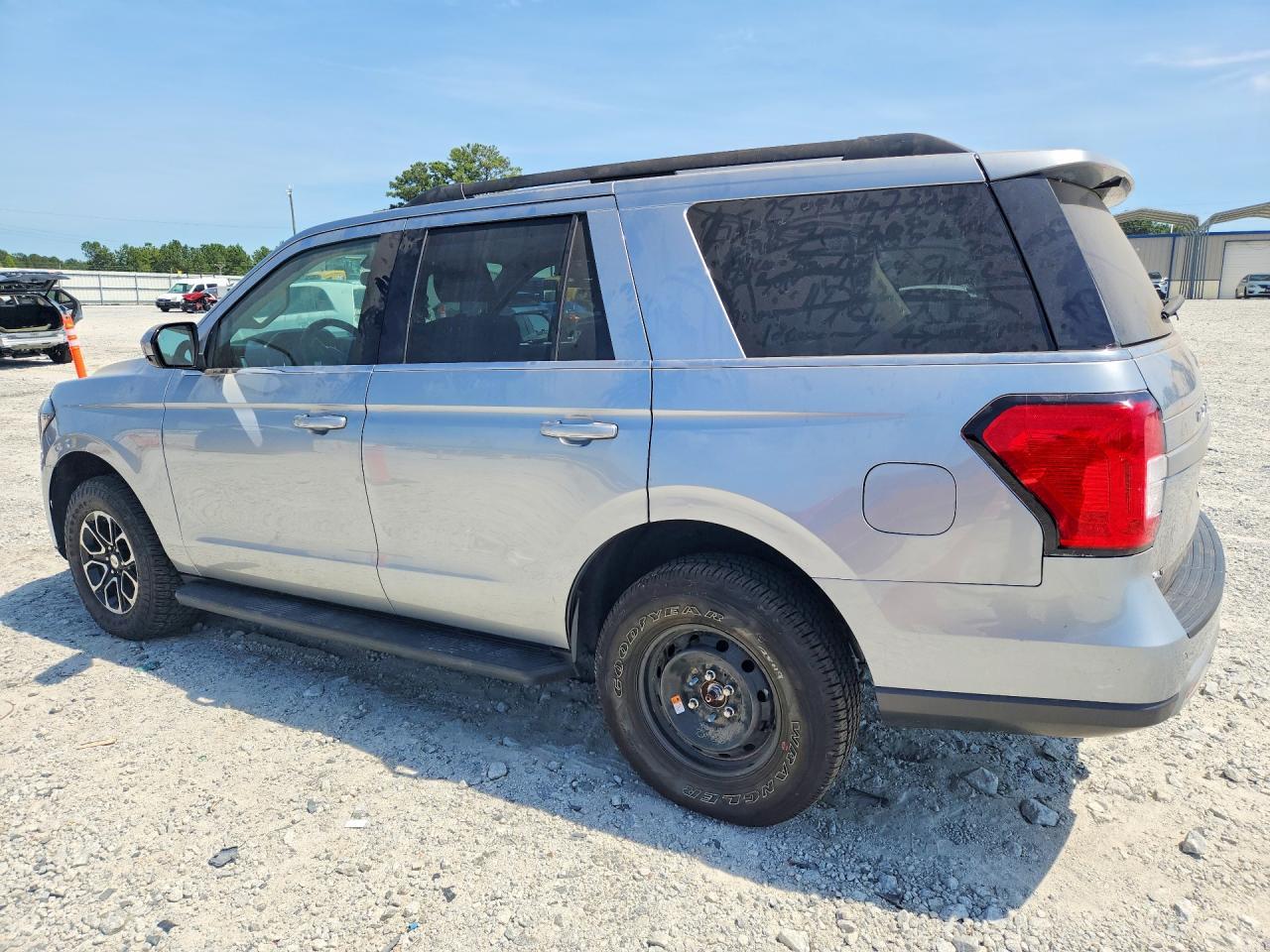 2024 Ford Expedition Xlt - Image 2